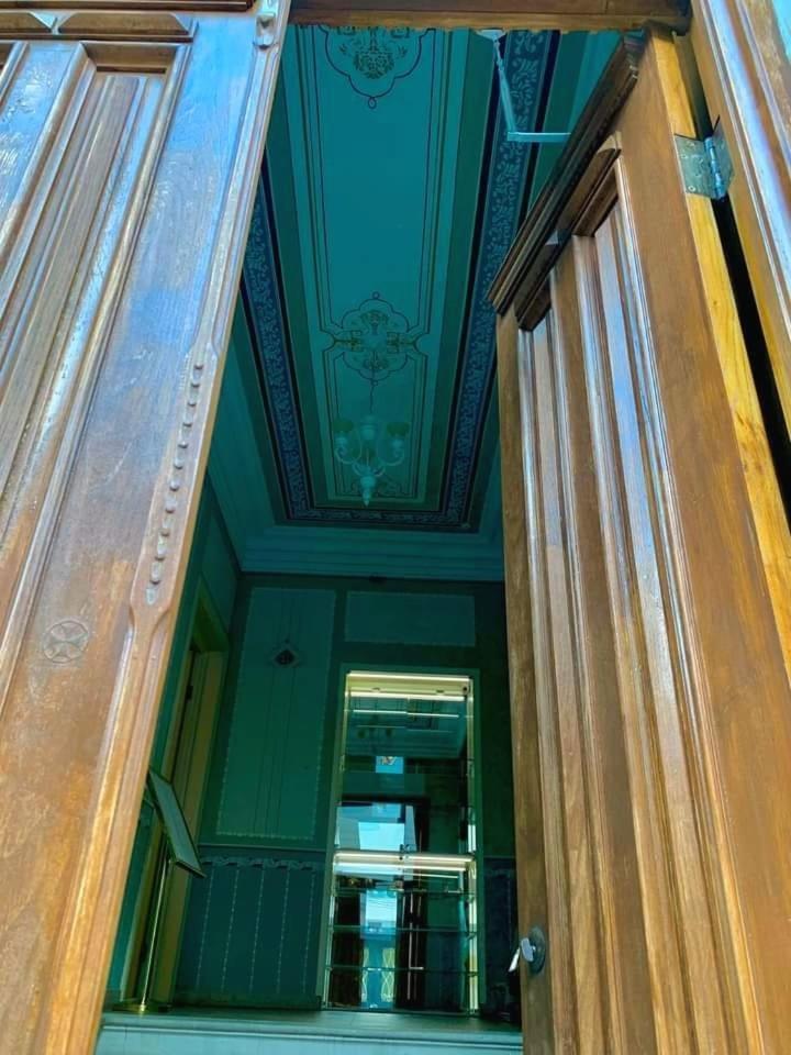 Boutique Hotel Argo クタイシ エクステリア 写真